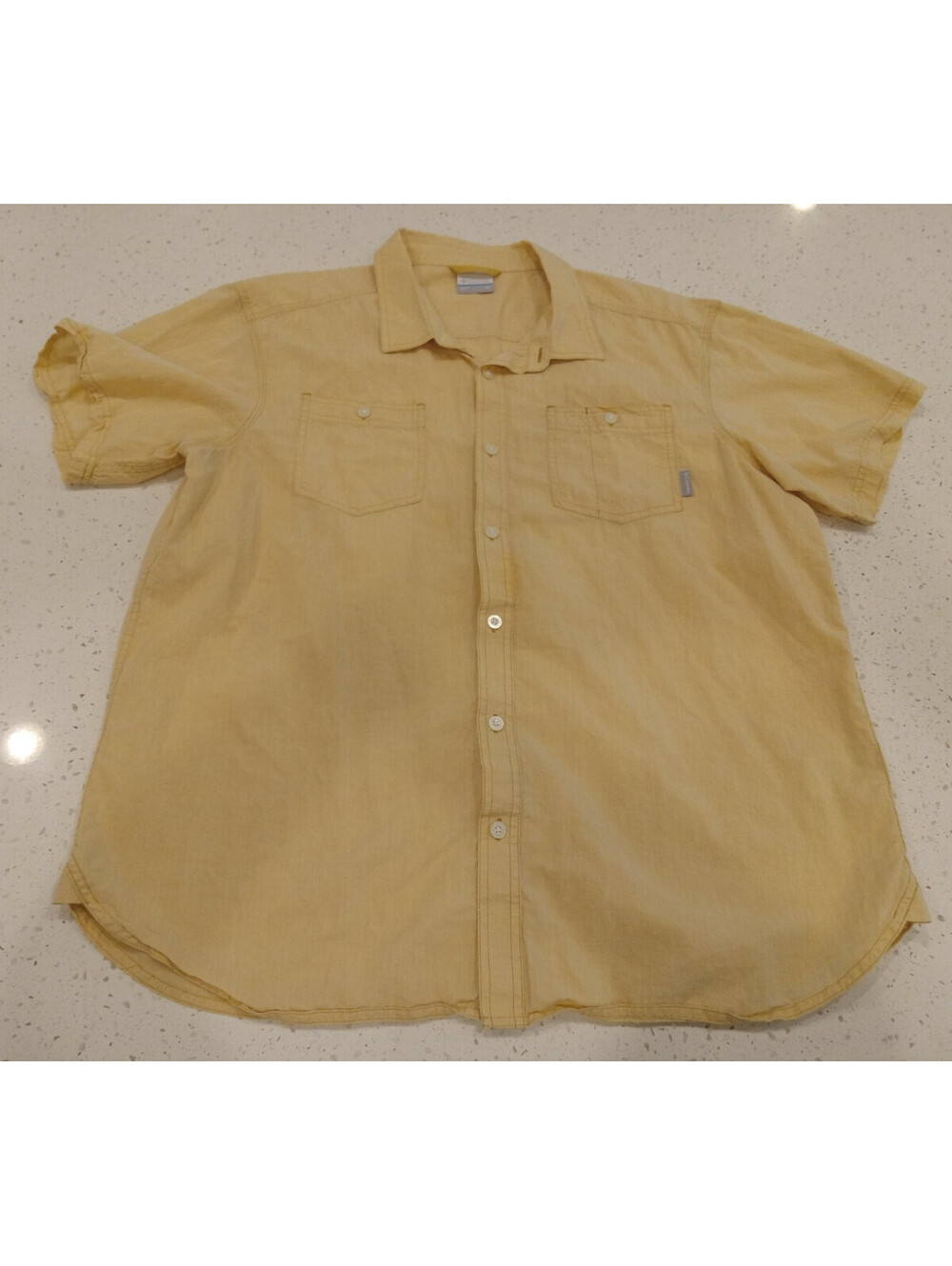 Columbia Shirt Mens XL Yellow Short Sleeve Button Up Fishing Utility Pocket